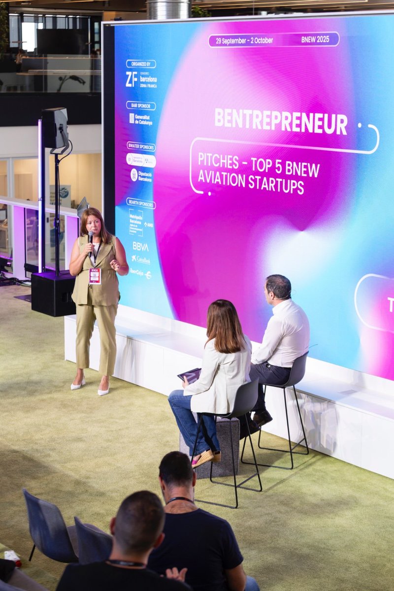 BnewWeek's tweet image. PITCHES – TOP 5 BNEW AVIATION STARTUPS 🚀

Hoy hemos visto a las startups finalistas poner sus ideas a volar ✈️.
Proyectos con los que sueñan cambiar la forma en que nos movemos en el aire.
#Talent #Innovation #Startups