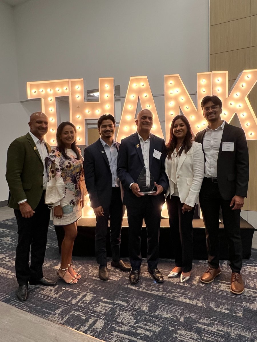3HGroup's tweet image. Congratulations to our CEO Hiren Desai and the entire Desai family on the Distinguished Alumni Award from @UTChattanooga! This honor reflects their shared dedication to UTC and the Chattanooga community. We are incredibly proud!