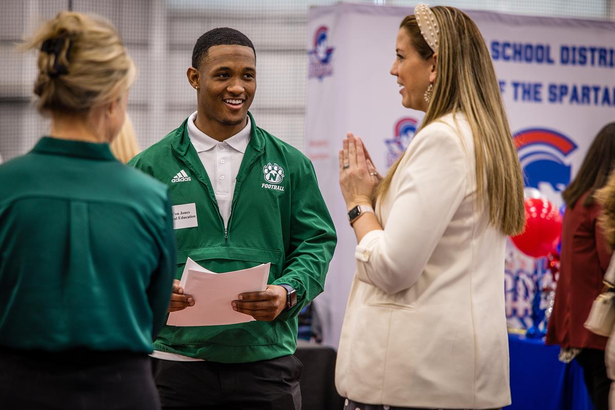 Tomorrow is Career Day! See who is registered to attend and make your plan using our website: nwmissouri.edu/career/events/…