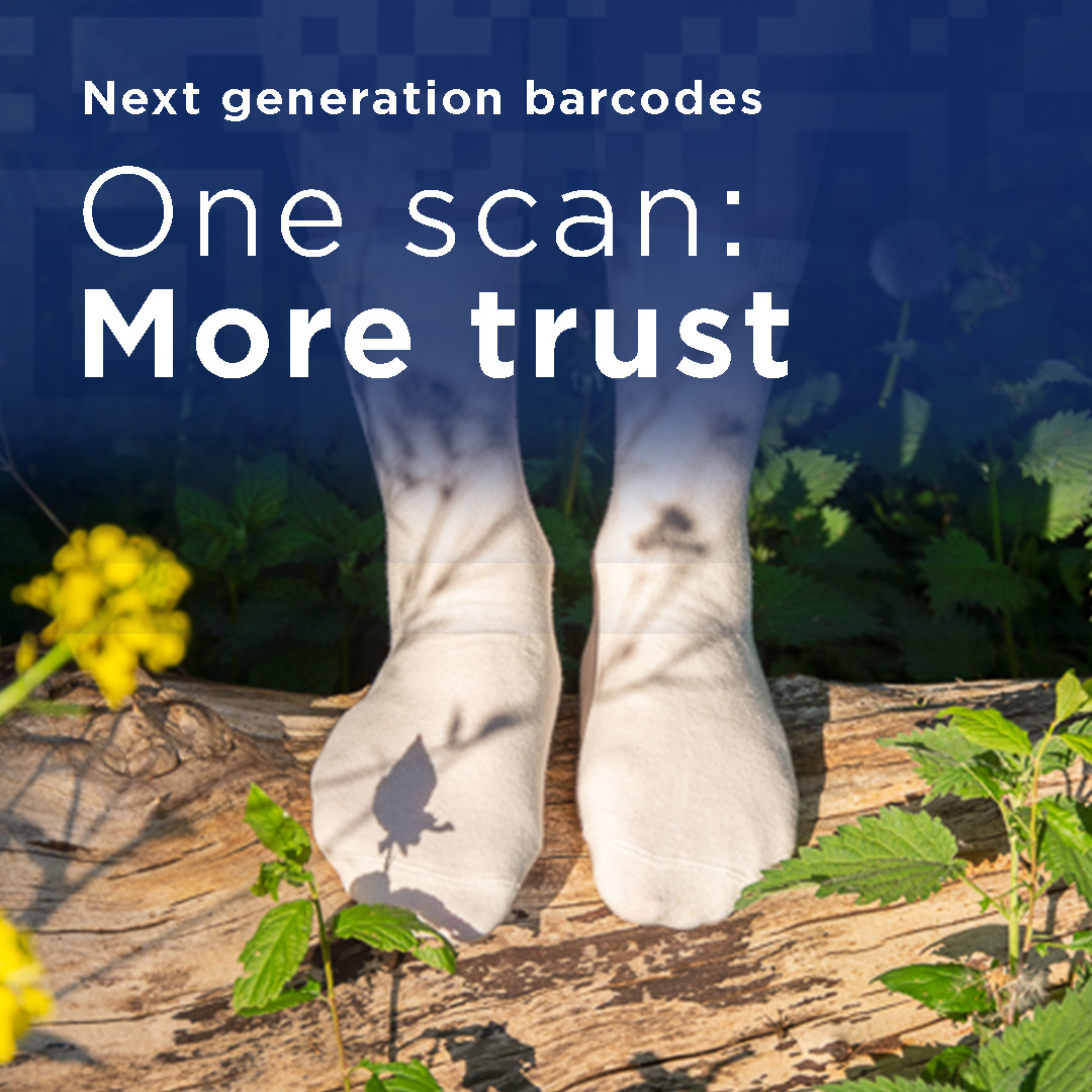 gs1's tweet image. 🔍 Scan to trace the full journey!
With GTIN, GLN & #QRCode #PoweredByGS1, product transparency is real.
A pilot by SockLab®,Interloop, GS1 Netherlands & GS1 Pakistan shows how cross-border collaboration can bring the Digital Product Passport to life.
👉 bit.ly/44znK5O
