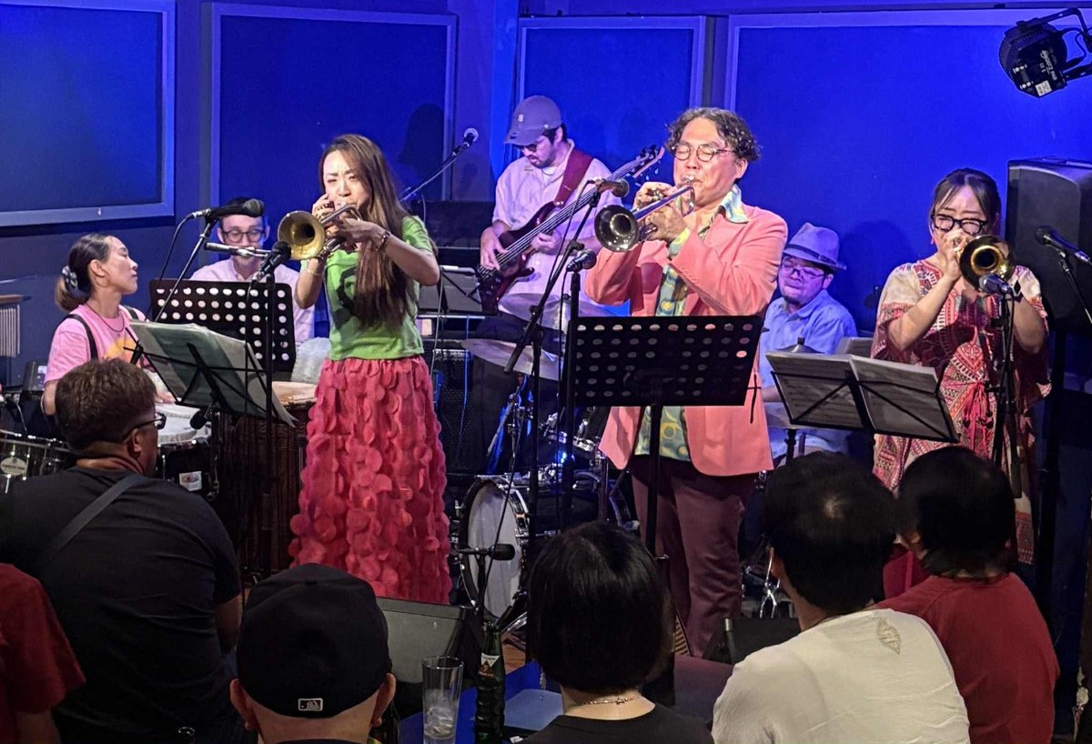 abramisando_'s tweet image. 2025.9.29
¡Abramisando!
「長月、にくの日、アブラミの日。」
@CONTONTONVIVO2 
沢山のお客様にご来場頂きありがとうございました！！✨
初お披露目の新曲もお楽しみ頂けましたでしょうか？
早くも年内のアブラミライブはここまでになってしまいそうですが、またお目にかかれる日まで精進します💪