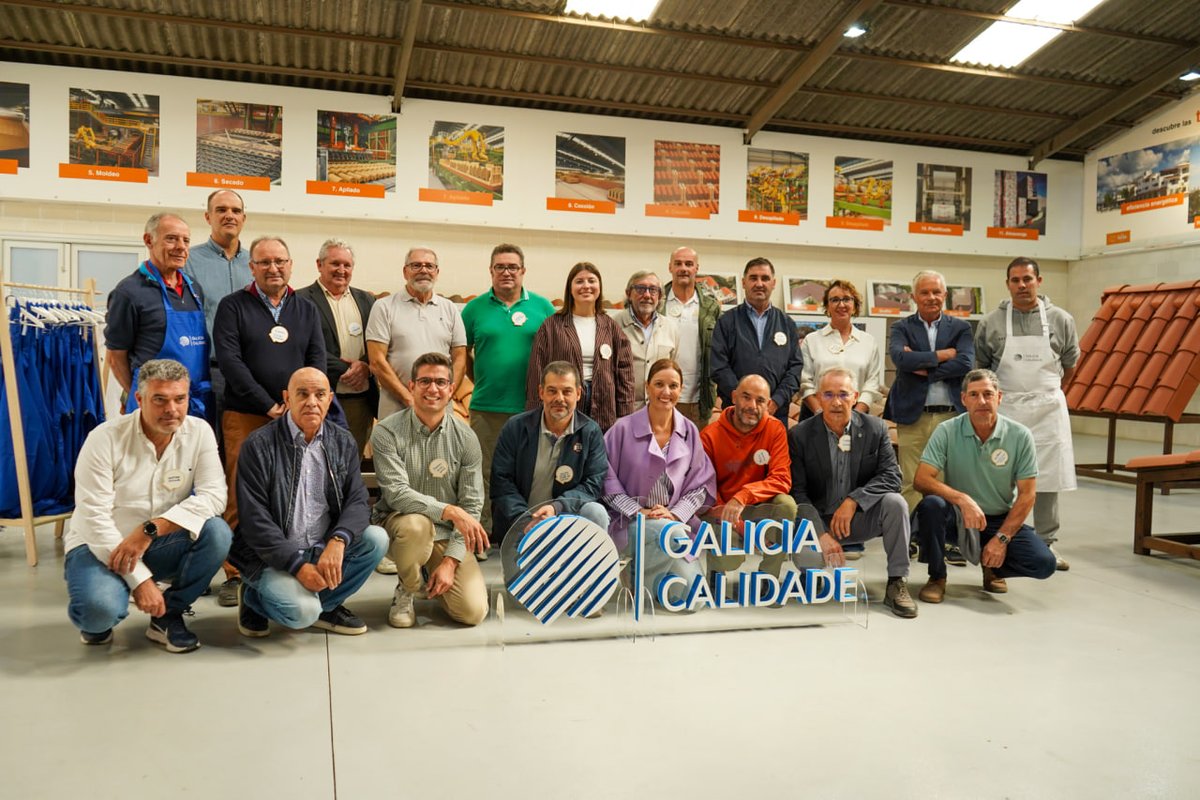 🤝 #GaliciaCalidade brings together 17 certified companies at #1DasNosas in <a href="/VereaTejas/">Tejas Verea</a> to explore its business model, boost collaboration, strengthen the business network, and enhance the prestige of Galician brands abroad.

<a href="/Turgalicia/">Turismo de Galicia</a> #ConSeloGaliciaCalidade