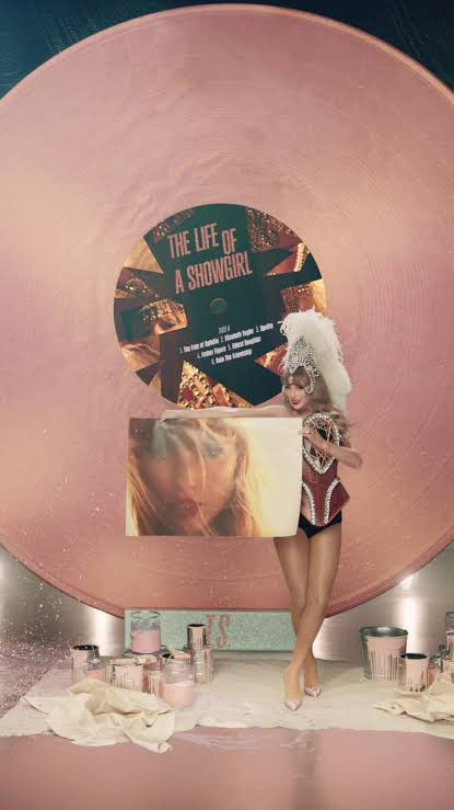 I just want to give everyone the friendly reminder that the showgirl IS THE PROBLEM