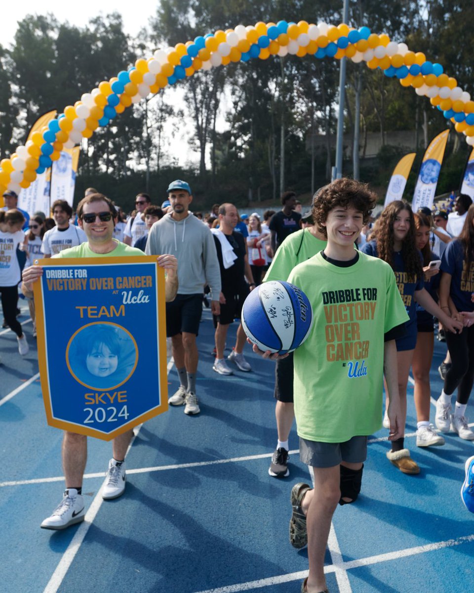 PCRF_Kids's tweet image. It’s finally October, which means the 2025 @UCLA Dribble for Victory Over Cancer is nearly here! On Sunday, October 12, join @UCLAMBB and @UCLAWBB as we dribble through campus to raise life-changing funds for pediatric cancer research and care. 🐻💙💛

And the excitement doesn’t…