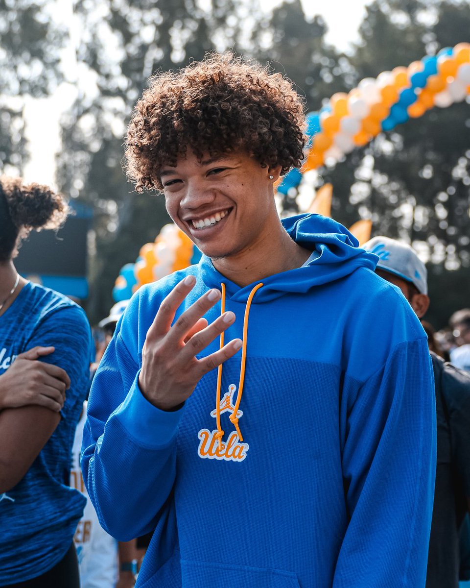 PCRF_Kids's tweet image. It’s finally October, which means the 2025 @UCLA Dribble for Victory Over Cancer is nearly here! On Sunday, October 12, join @UCLAMBB and @UCLAWBB as we dribble through campus to raise life-changing funds for pediatric cancer research and care. 🐻💙💛

And the excitement doesn’t…