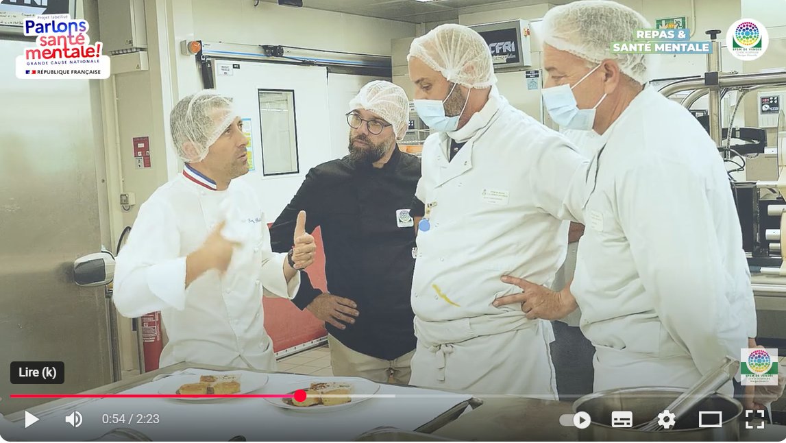 EPSM_Vendee's tweet image. 🔴 Le repas est fondamental dans le #soin👉notre équipe Restauration propose un menu conçu avec le Chef étoilé Benjamin Patissier pour les #patients et nos professionnels dans le cadre des @Sism_Officiel 
Projet labellisé #Santémentale Grande Cause Nat 👏 
youtu.be/GfYAPSujss4