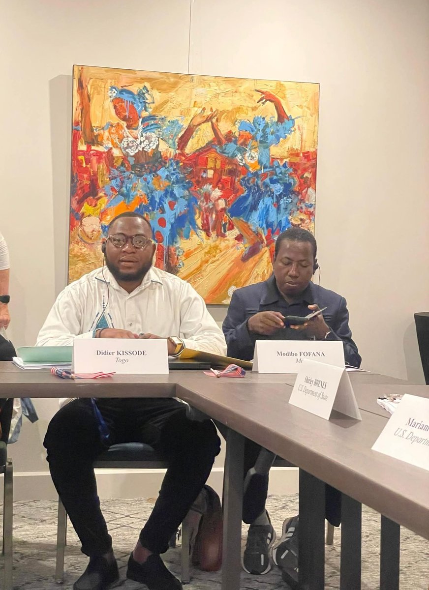 U.S. Embassy Lomé tweet media