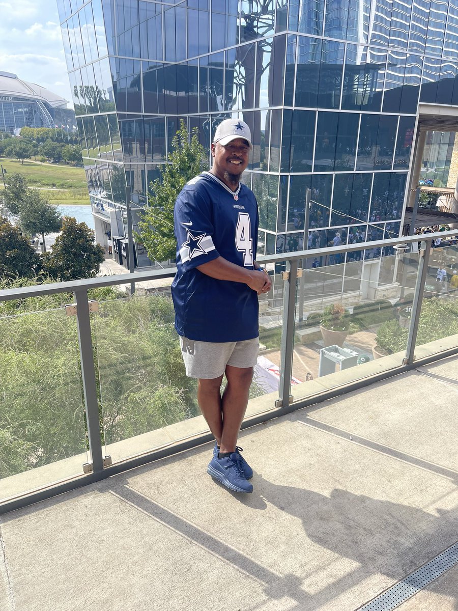 Marcus Mills tweet media