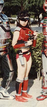 やげ@コスプレ造形屋兼元ロボ系レイヤー tweet media