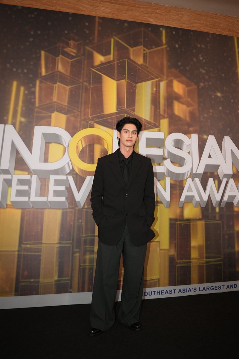 So ready for this moment.

#IndonesianTelevisionAwards2025xBRIGHT
#bbrightvc
#Cloud9Ent