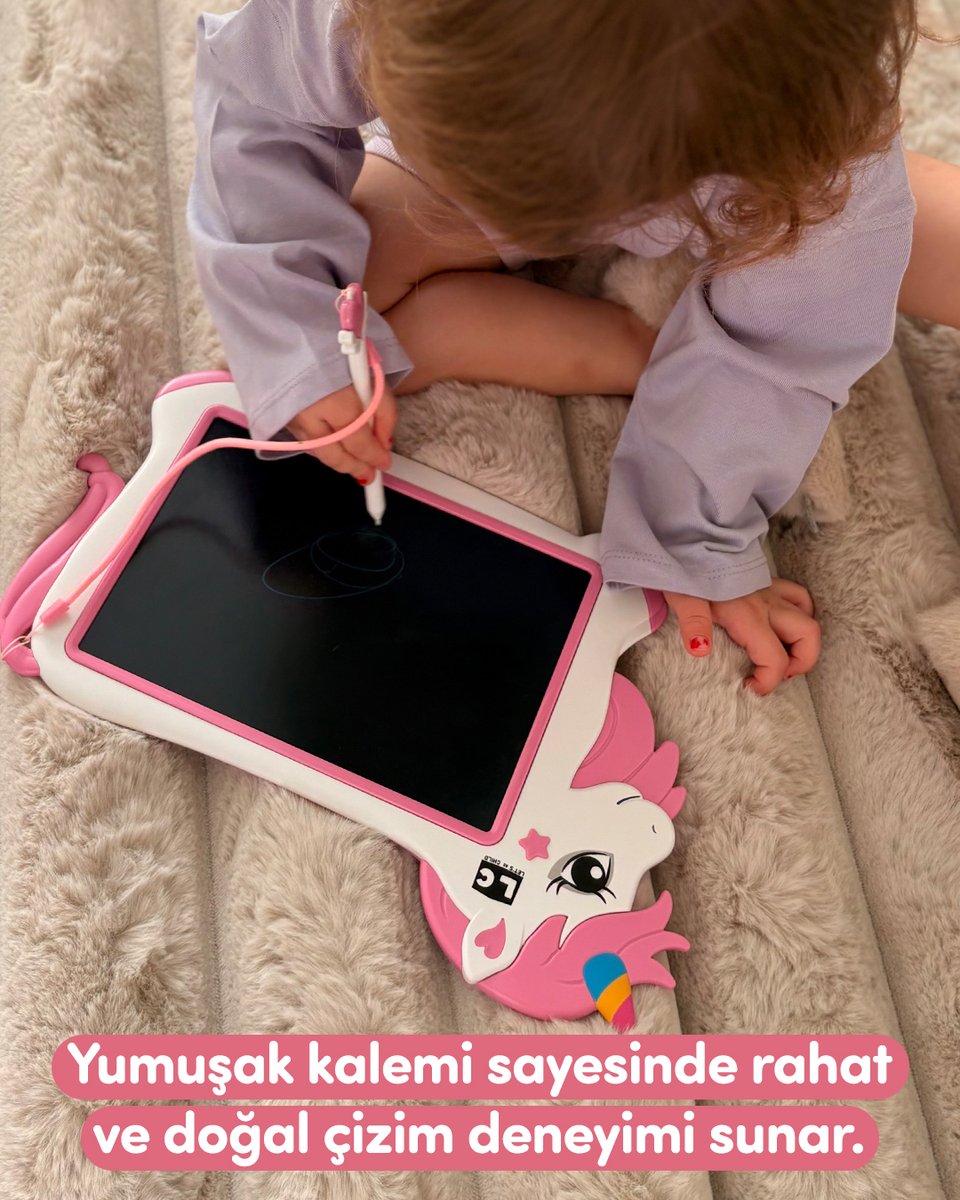 letsbechild's tweet photo. 🎨✨ Hayallerini ekrana taşı!
Let’s Be Child Unicorn Dijital Çizim Tableti ile çocuklar özgürce çiziyor, siliyor ve yeniden başlıyor. 🌈 Hem eğlenceli hem de çevre dostu bu tablet sayesinde kağıt israfı yok, hayal gücü sınırsız! 💜 https://t.co/9eUE8kl8cz