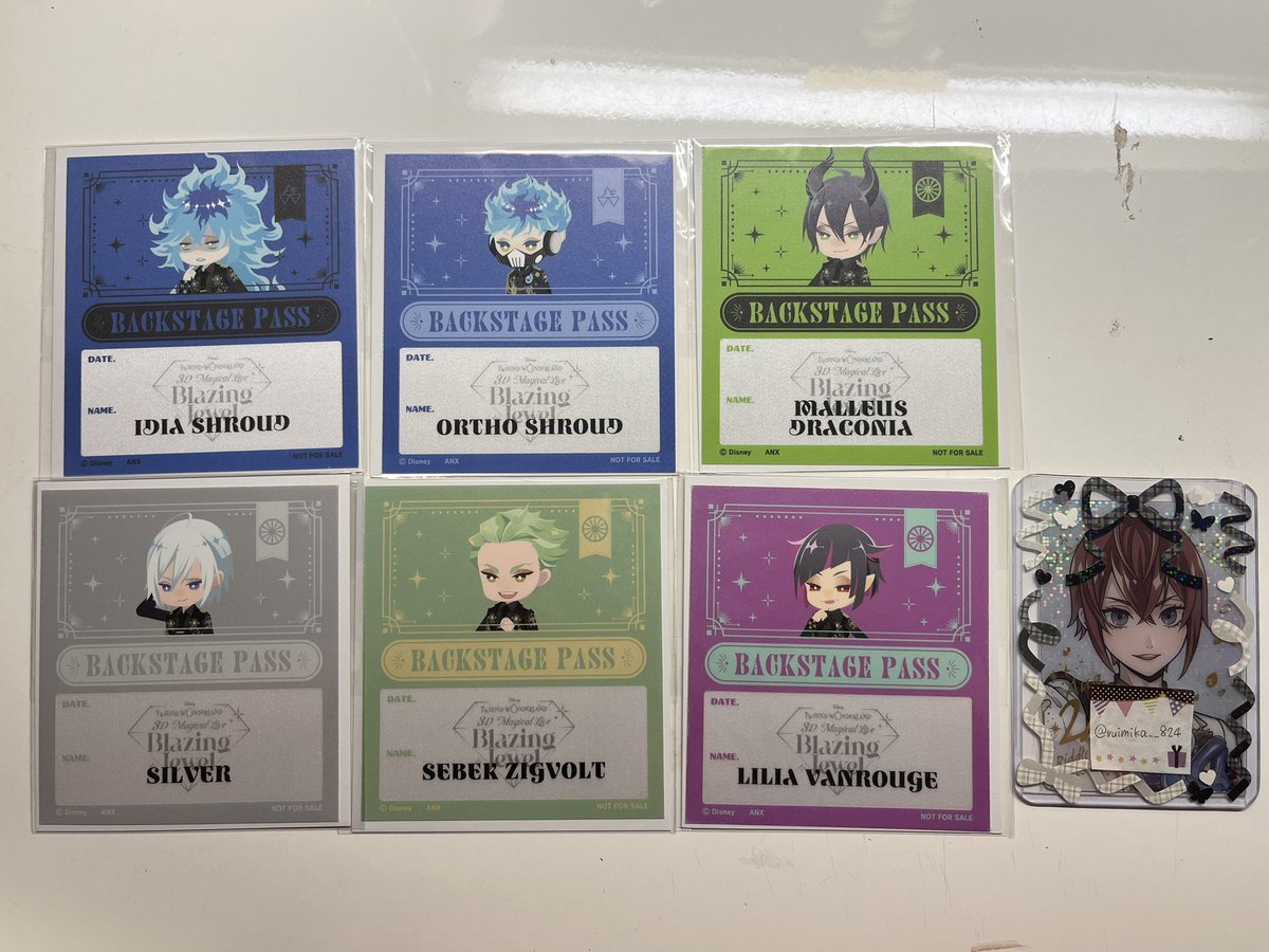 ruimika__824's tweet photo. 交換 ツイステ ブレイジングジュエル リングライト リンライ 特典

【譲】 画像1・2
【求】 同種リドル

郵送のみ📮
複数交換の方、FF様優先✅
検索からでも気軽にお声掛け下さい(ᐡᴗ  ̫ ᴗᐡ) https://t.co/9RjeipgJH0
