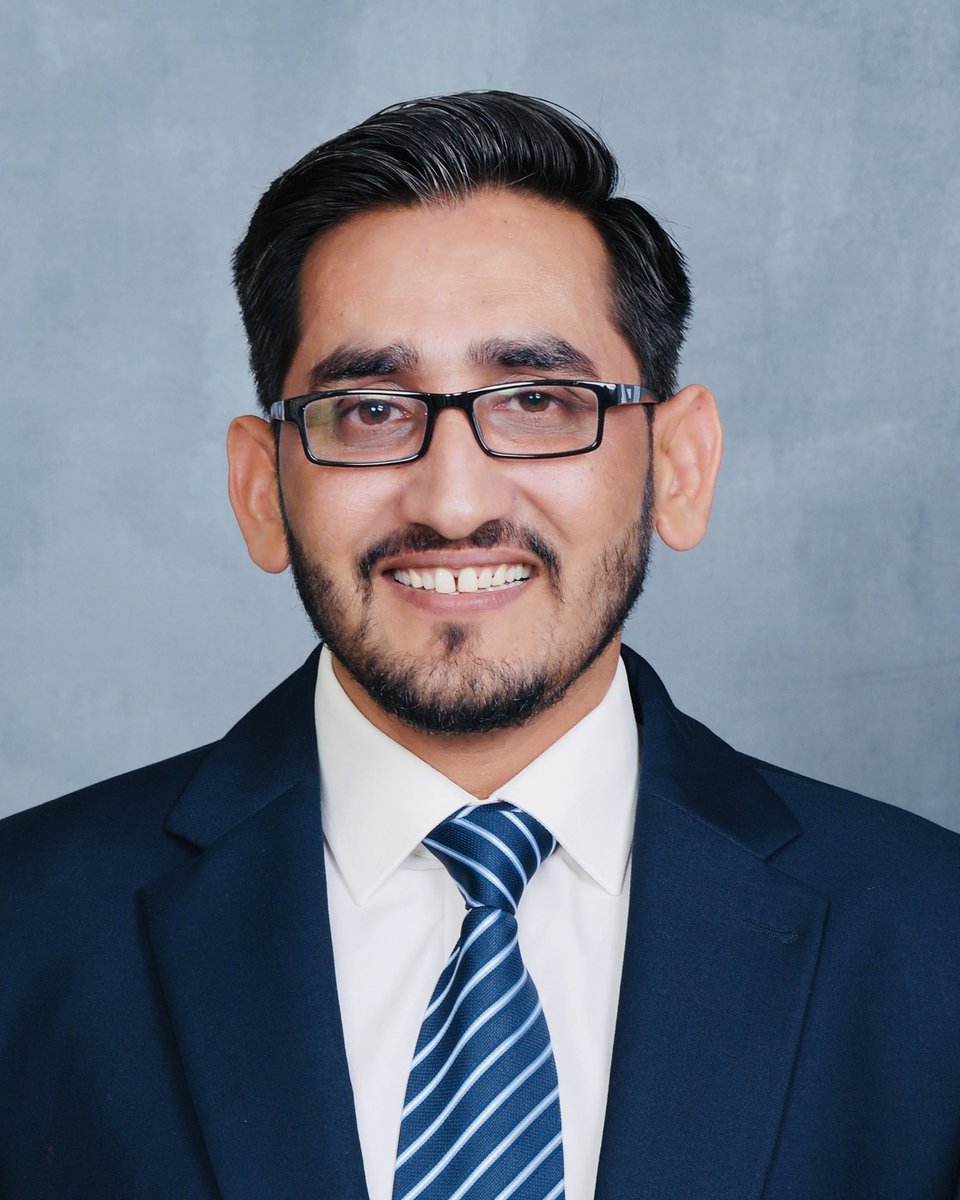 S_AliMD786's tweet photo. Hi #MedTwitter 

This is Salamat Ali from Pakistan 🇵🇰 Thrilled to be applying this match
AAMC ID: 16548815

I just rolled the 🎲 in court of #Match2026•

Beyond medicine, I enjoy hiking, cooking and movies. 

Best of luck everyone!! Happy to connect!
#IMG #MedTwitter @ProjectImg https://t.co/uVfdxxKsCV