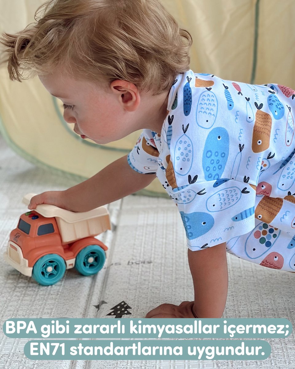 letsbechild's tweet photo. Işıklı &amp; Sesli Taşıtlar ile oyun daha eğlenceli!
Çocuklar ister evde ister dışarıda güvenle oynarken hem keşfediyor hem öğreniyor.

🌟 BPA ve zararlı kimyasallar içermez
🌟 EN71 Avrupa standartlarına uygun
🌟 Motor becerileri ve hayal gücünü destekler

https://t.co/MHzeMH3TXT 💙 https://t.co/DXulbjfhAl