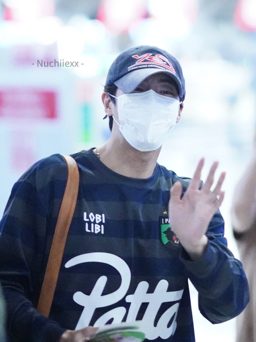 Nuchiiexx's tweet photo. ✨ 추영우 ✨ Choo young woo 🇹🇭✈️🇰🇷  300925 🩷
#추영우 #CHOOYOUNGWOO 
#CYWwhoisCHOOinBKK https://t.co/JapLGdD3uU
