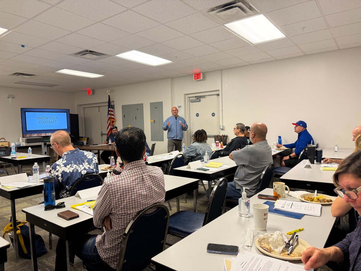 Region 1 Stewards training took place this past Saturday 9/27 with Region 1 Coordinator Vincent Cicatello, VP Randi DiAntonio, and PEF staff.