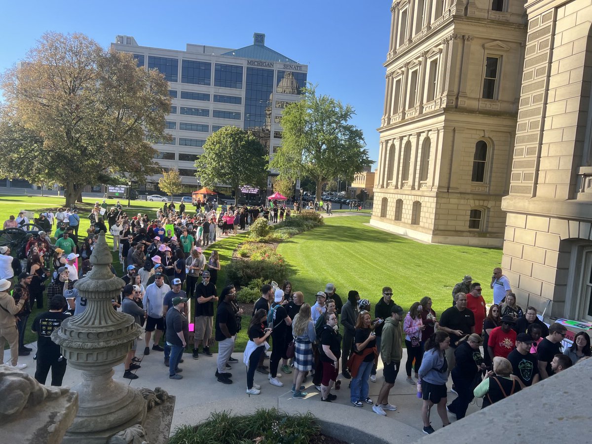 Craig Mauger tweet media