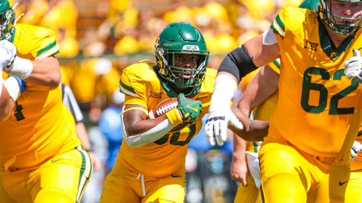 Game day = GOLD day. Don’t show up without it! 🟡

#SicEm | <a href="/McDonalds/">McDonald's</a>