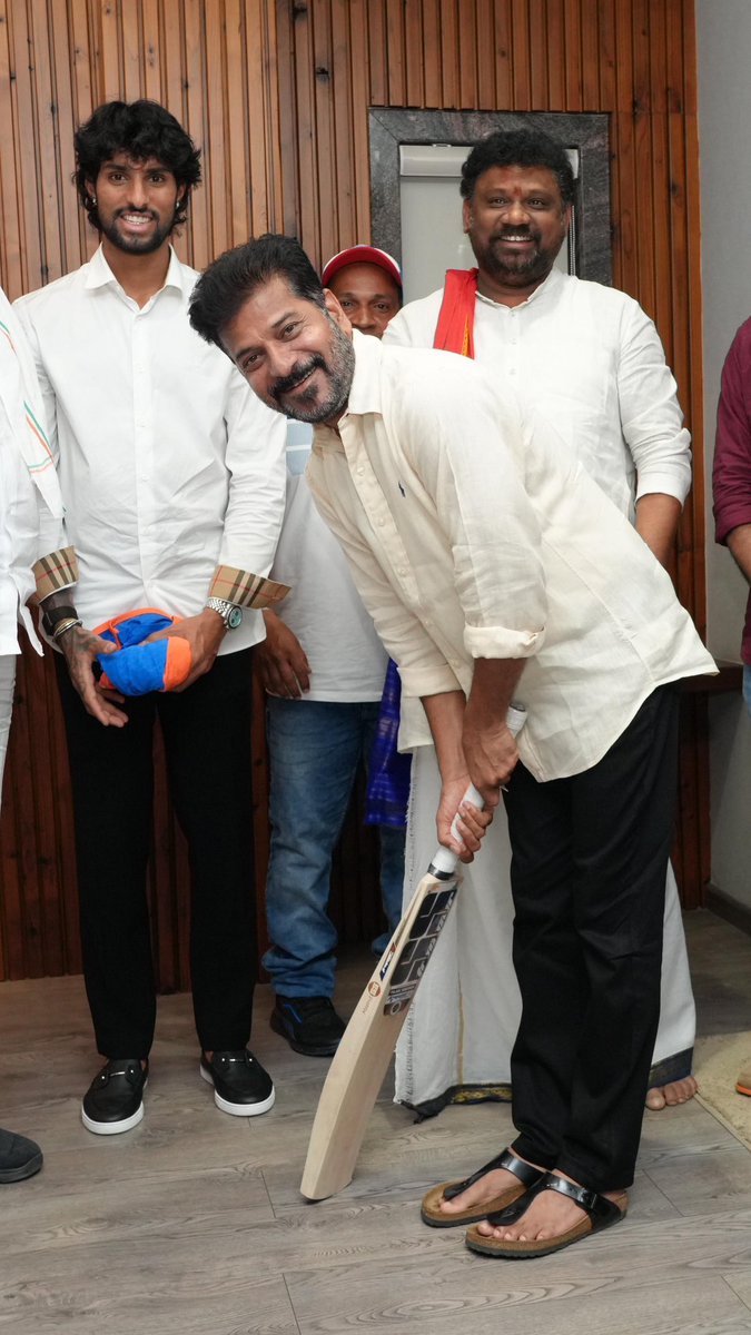 Sridharmamidala's tweet image. Pic Of the Day…

#AsiaCup2025 
#tilakvarma