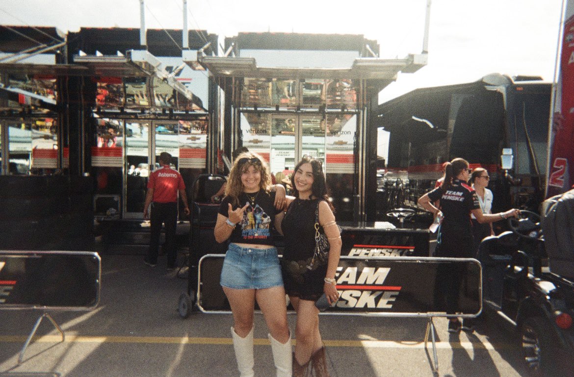 Mads ✨ tweet media