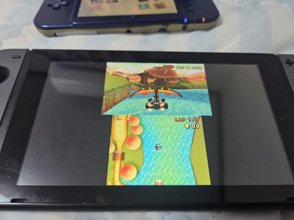 123534's tweet photo. Switchで3ds
ゲームにもよるけど、最大までオーバークロックしてようやくまともに動くレベル
バッテリーの負荷やばいし、これもロマンですな https://t.co/IuYswwQEyg