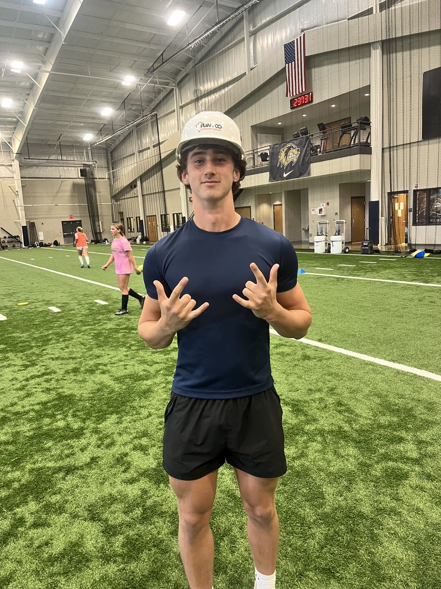 WEST_Track tweet media