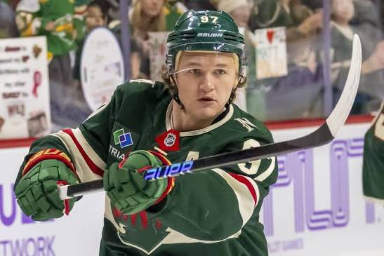 AdoHernandez27's tweet image. The Wild just did it again. 

They will pay Kirill Kaprizov $17M AAV over 8 years.

#GoAvsGo | @MileHighHockey