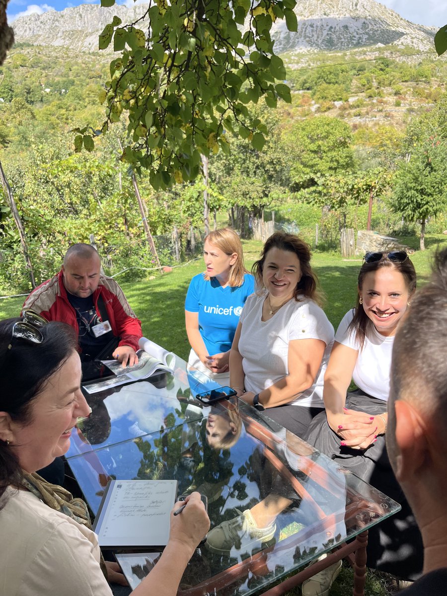 albania_unicef's tweet photo. 🌟Preparations for the #MICS 2025–26 survey are well underway!🌟
Today in Shëngjergj, #INSTAT DG & #UNICEFAlbania Rep. @himuratsahin joined field teams to discuss challenges & solutions.
💬 MICS is more than data, it's a journey to better understand the life of every child in 🇦🇱. https://t.co/88znmnYHYC