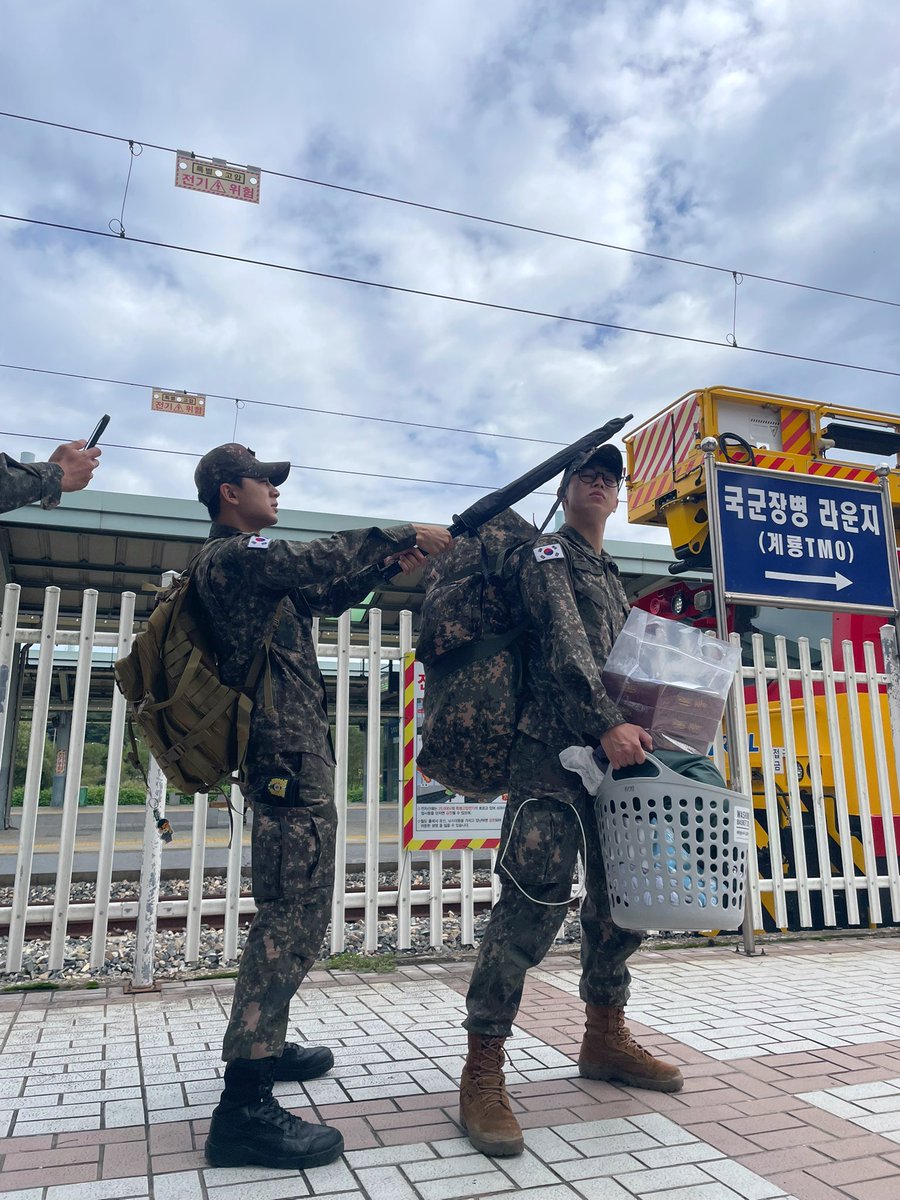 혁이오빠뺑이치네....