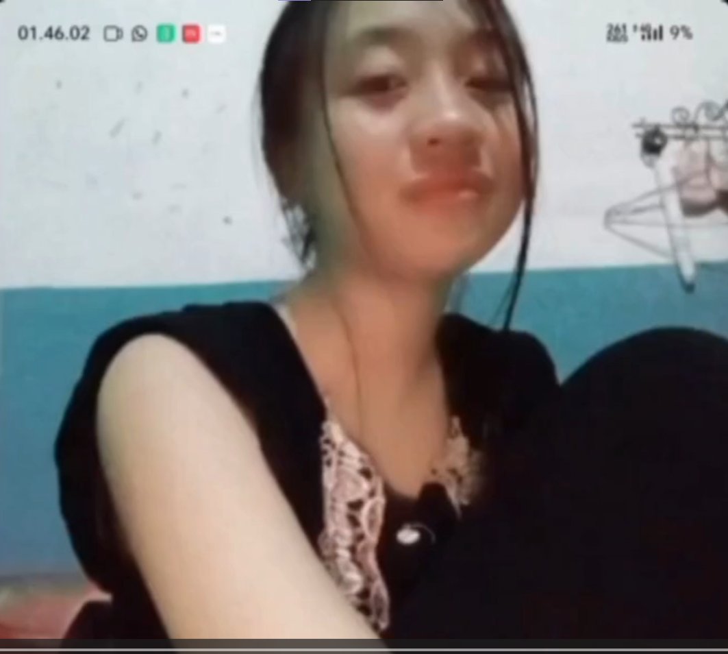 Rebecca floren tweet media