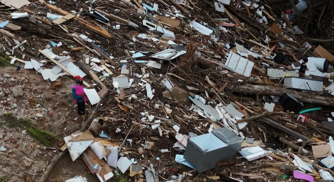 AaronRigsbyOSC's tweet image. 1 year ago I documented the most catastrophic storm of my life as #Helene devastated areas from Florida to Tennessee. For over a month I covered this story, sharing stories of survival and bonding with communities through the tragedy. 1 year later, at the end of October I will be