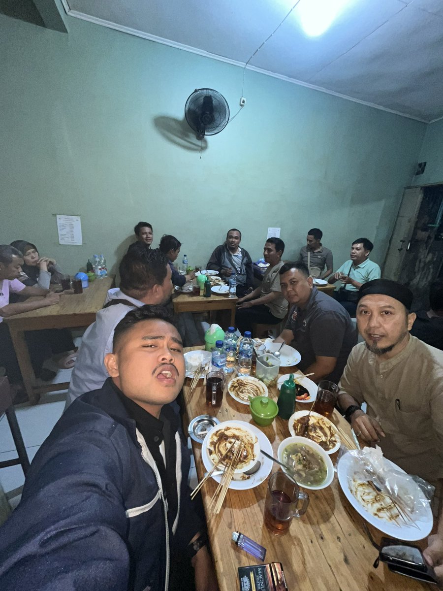 ambon_JS's tweet photo. bhaaaaaap, closingan pertama dengan omset yang apik🫣🫶 STRUKTURRRRR!!!!!!! https://t.co/cpAKQBTli9