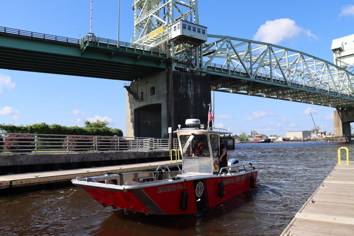 WilmingtonFD tweet media