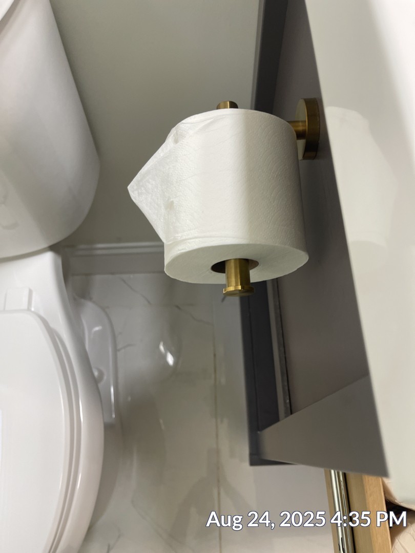 HRCleaners's tweet photo. You handle the bookings and we handle the bathrooms—every toilet paper roll accounted for. 📸 #HighlyRatedCleaners #AirbnbCleaning #PropertyManagement https://t.co/lpBdaJgdey https://t.co/ZXVrOkcexW