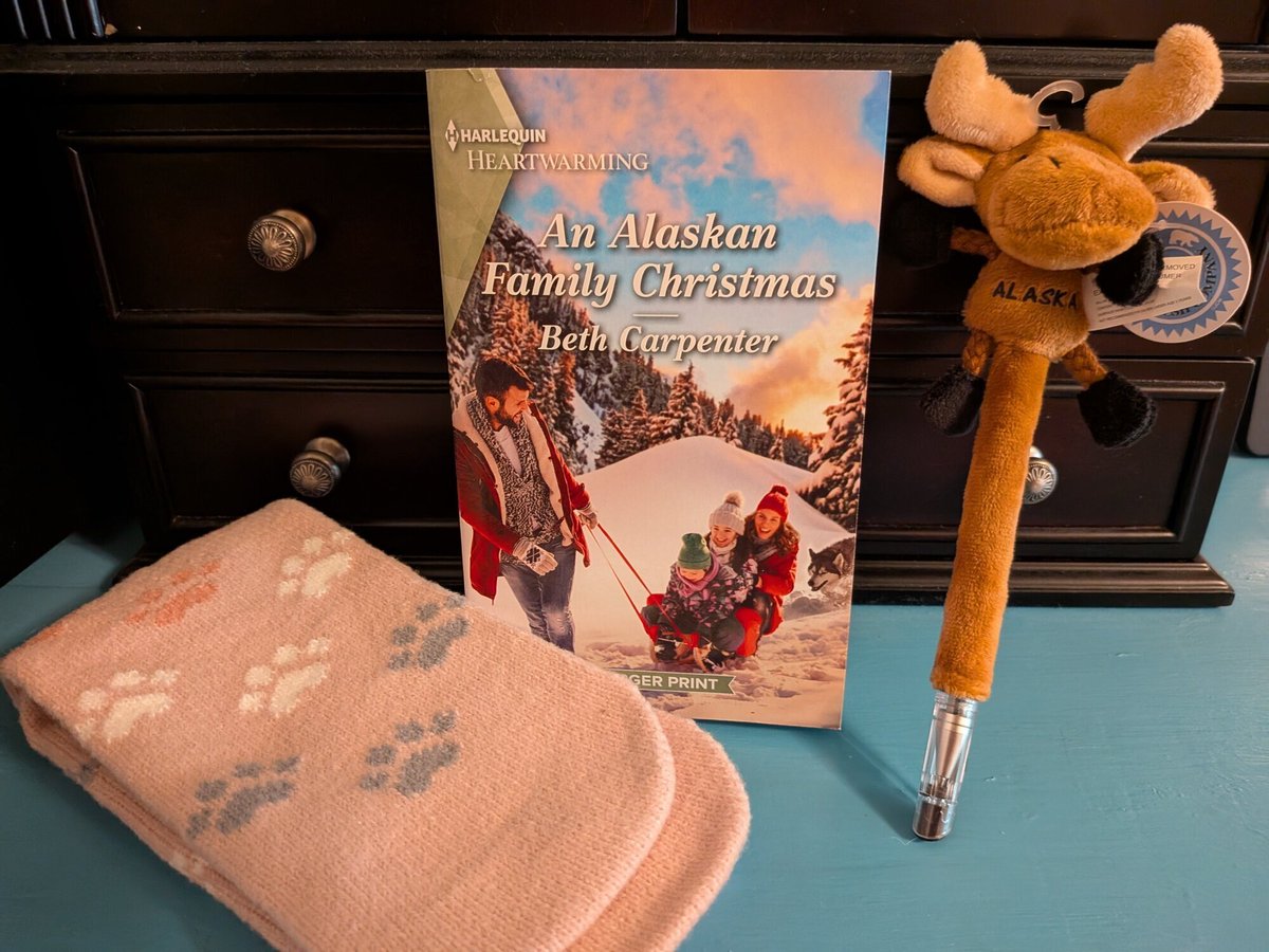 Enjoy this "An Alaskan Family Christmas" #giveaway from <a href="/4BethCarpenter/">Beth Carpenter</a>  #win bethcarpenterbooks.com/2025/09/septem…