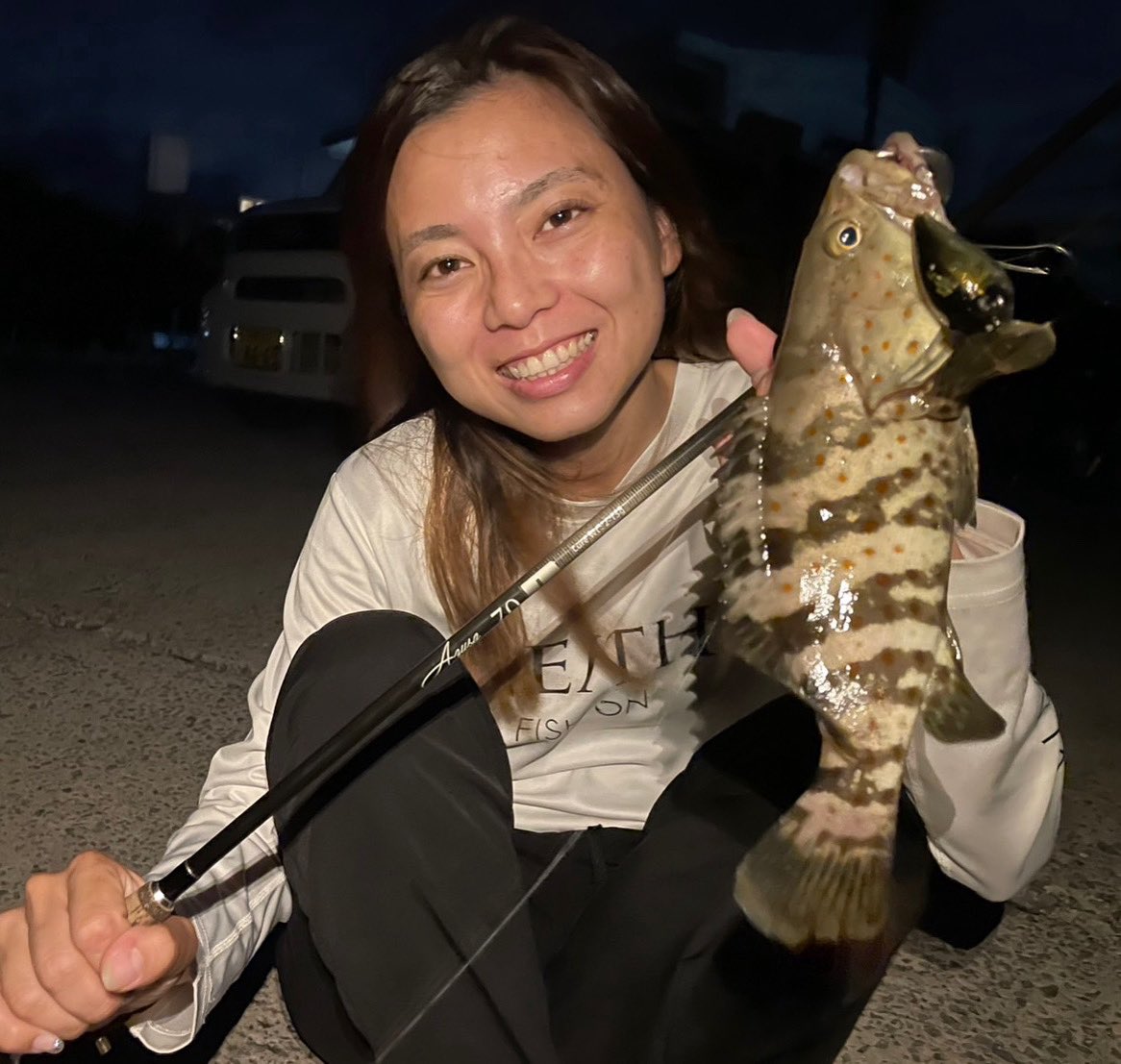 FIDELITY_TACKLE's tweet photo. こんばんはゆりです❣️

秋🍂が近づき
クランク、シャッドの反応が
よくなってきた沖縄です😆‼️

ナブラ打ちもシイラもたのしみ🎣

#azusa70l https://t.co/oLSmrLKL89
