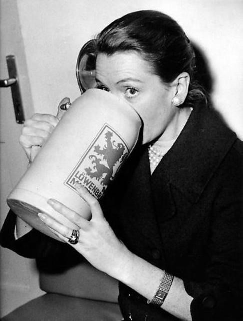 filmmementos's tweet photo. Some photos of Deborah Kerr that I adore 🥹 https://t.co/SlO5jKqor9