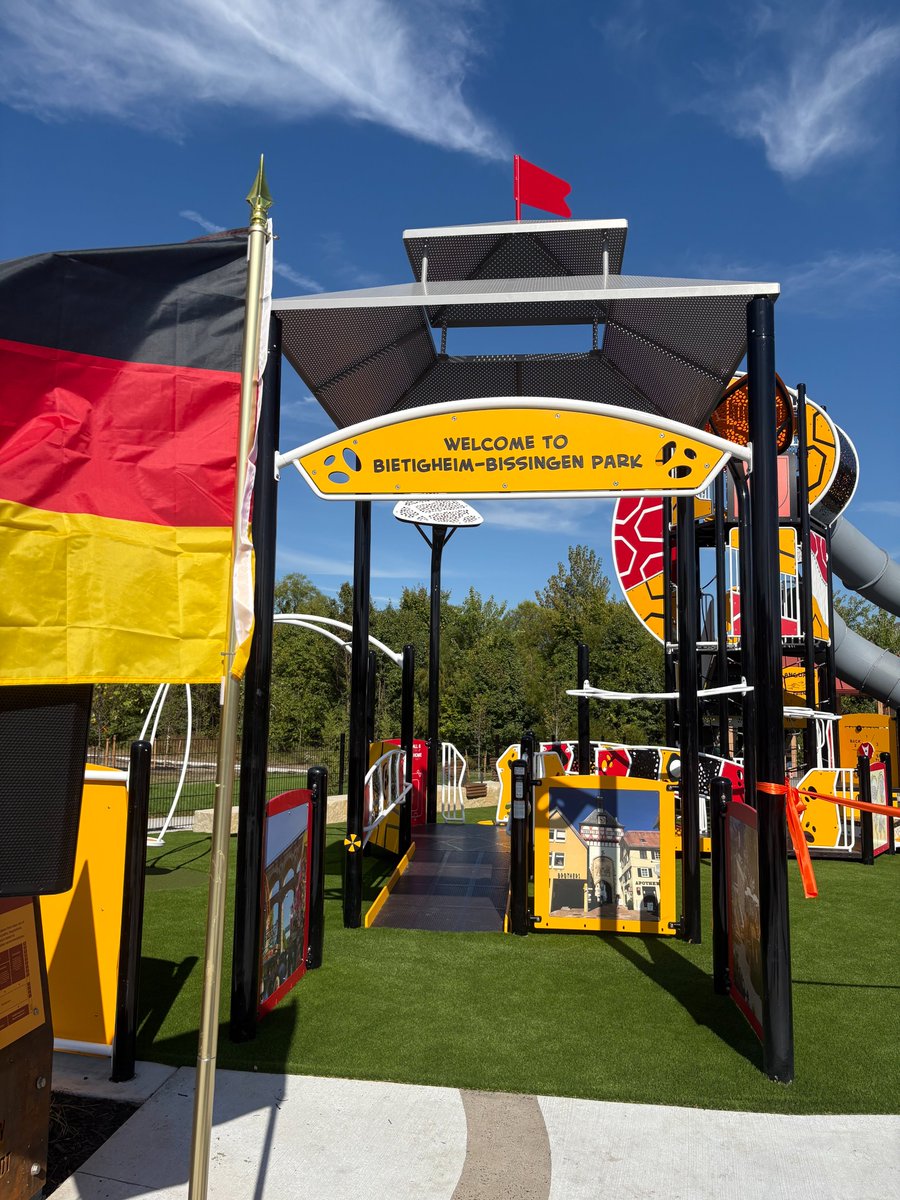 gwoodEDU's tweet photo. Big day for the South community with the dedication of  Bietigheim-Bissingen Park. My students designed the language &amp; graphics for the park signage, which celebrates the relationship with our sister city that began with the South band and orchestra in 1979. https://t.co/dSBOnvzdWu