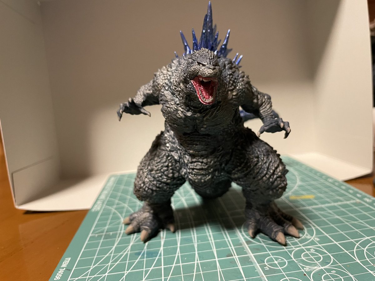 アオシマ　ゴジラ−1.0
できた
放射線放出モード

このプラモ作ってて楽しかった

まだ手を入れるかもだけど、とりあえず完成とします