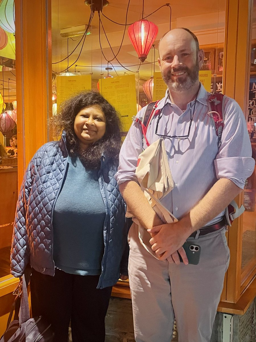 psaima's tweet image. Great to have @MikeAxtell at Sheffield for a fantastic seminar on Cuscuta trans-species microRNAs- looking forward to seeing more exciting research from Mike’s group! #parasitic_plants