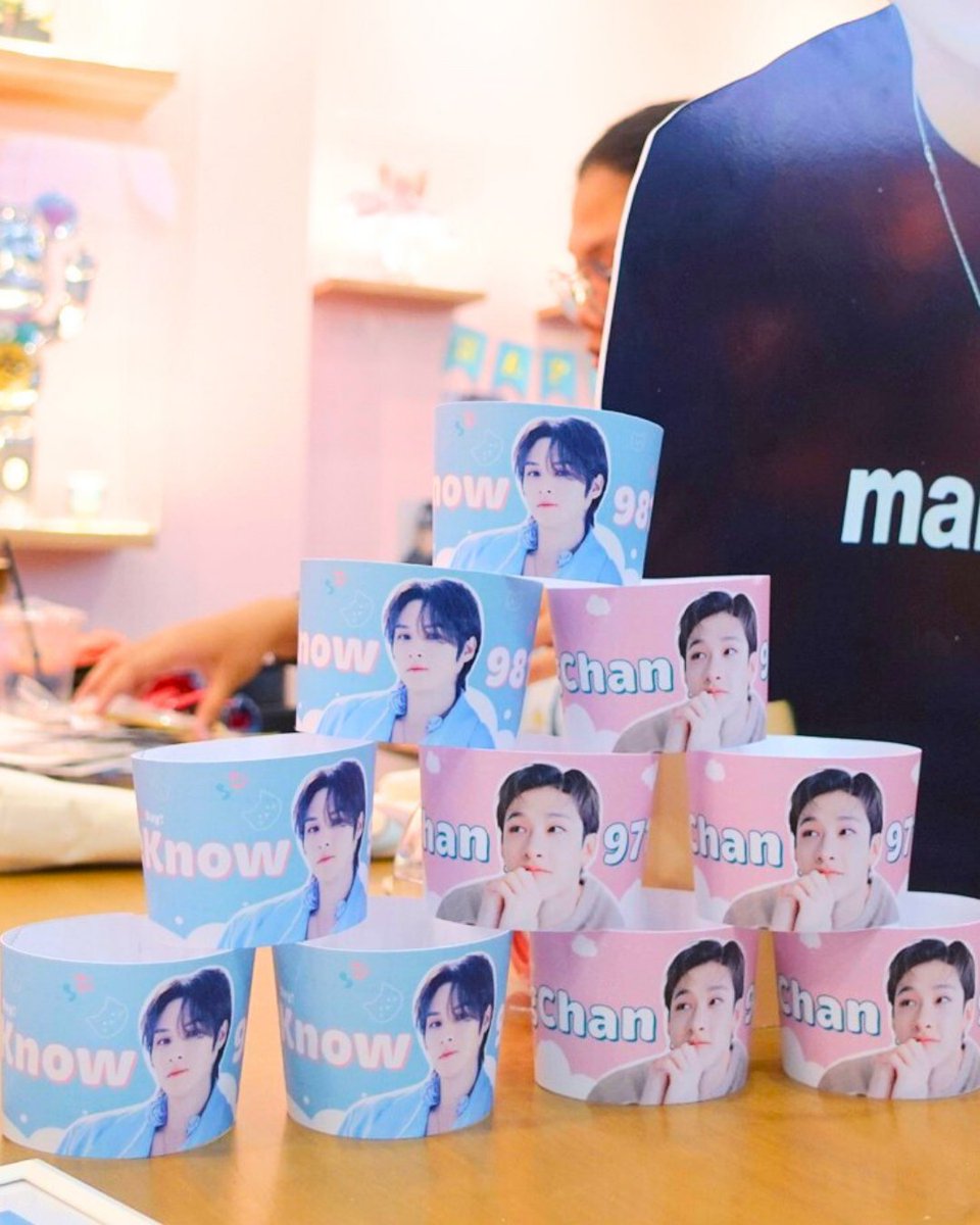 matchacatprints's tweet photo. Cup sleeves = café vibes + fandom feels ☕ Order yours for fan events and birthdays!
#CupsleevePrintingPH #CustomMerchPH #EventMerchPrintingPH https://t.co/qD1gQaq6tJ