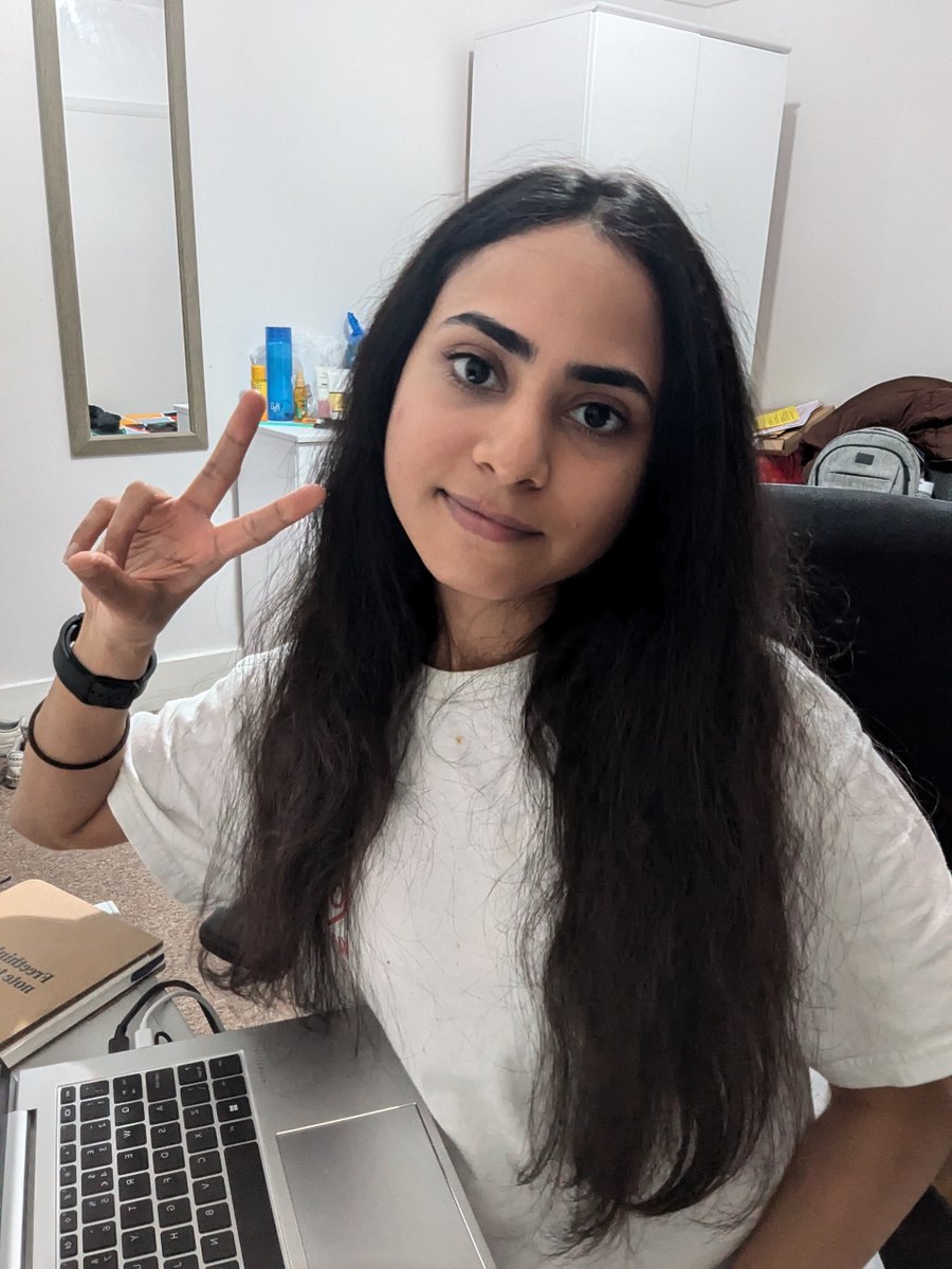 Last 2 weeks, other priorities took the front seat:
House hunting  (for a founder environment) + visa paperwork  (towards independence) + startup building

Even in the chaos, kept momentum:
• Shared my journey at events with my target audience (female) → boosted users
• Grew