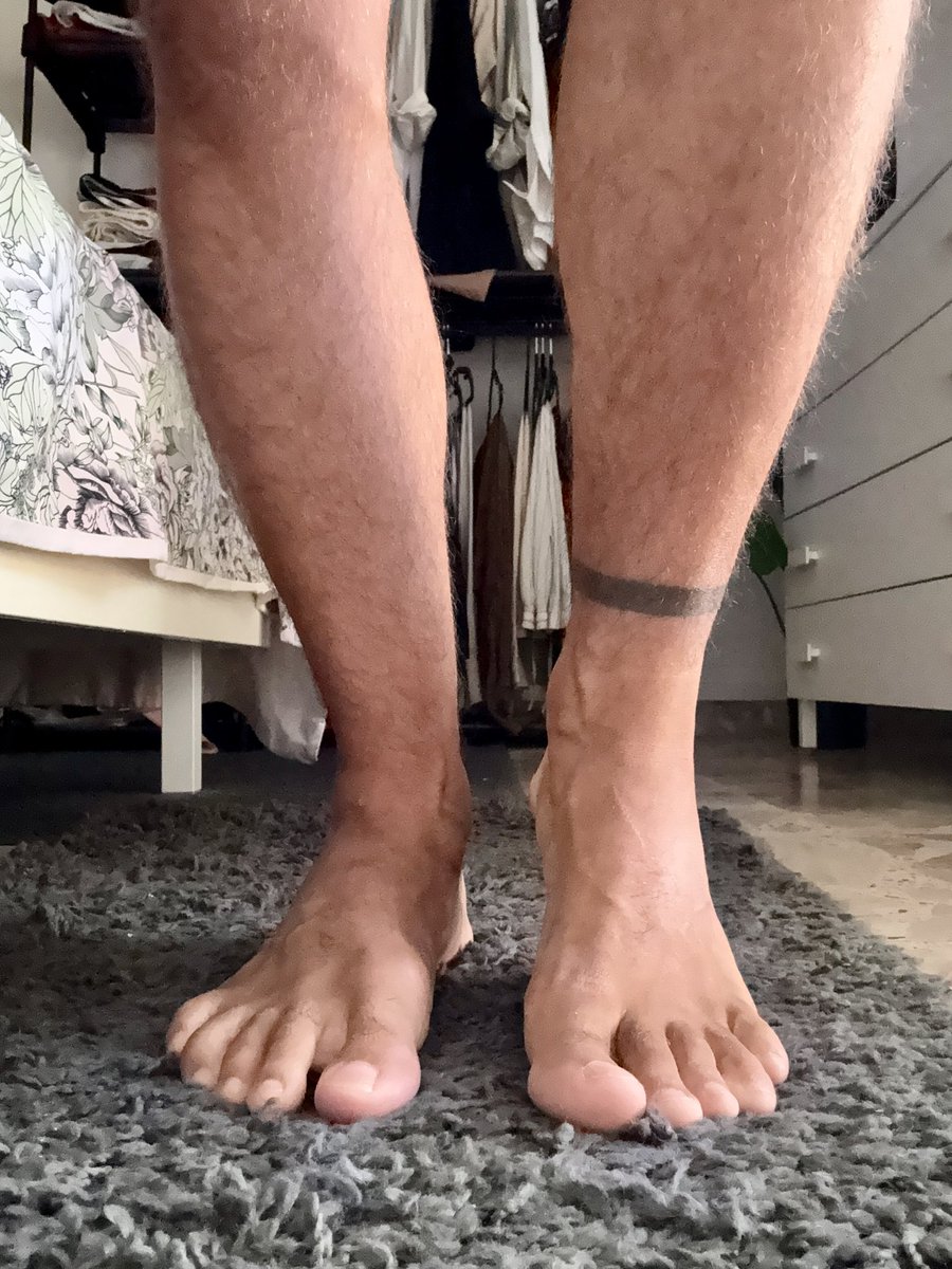 Satriang30's tweet photo. comprami qualcosa dalla wishlist in bio e poi abbaia come solo tu sai fare,cagna
@rt_feet @RT_BOYFEET_FR @rt4malefeet
@rtalphaspace @RT4Kings @master_italiani
@cashslave91 @slave_here @irishfootfag
@artofhisfoot @AlphaMaleRTs
@nick_gtwb @rt4malefeet #leather
#feetworship #feet https://t.co/v6utL4fMS1