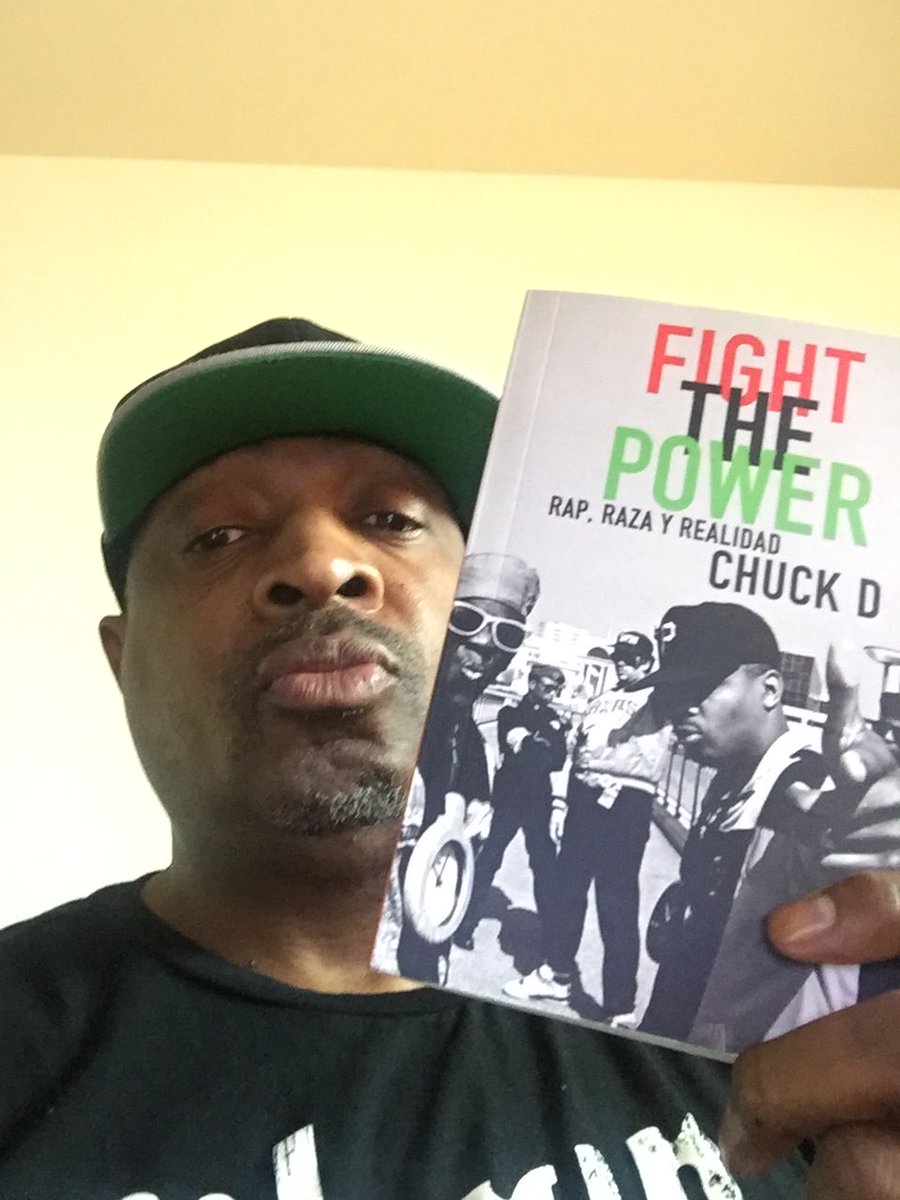 MrChuckD's tweet image. The Bars are Beyond… Fight The Power lecture book release en espanol . Buenos Aires Argentina courtesy ⁦@diafarorg⁩
