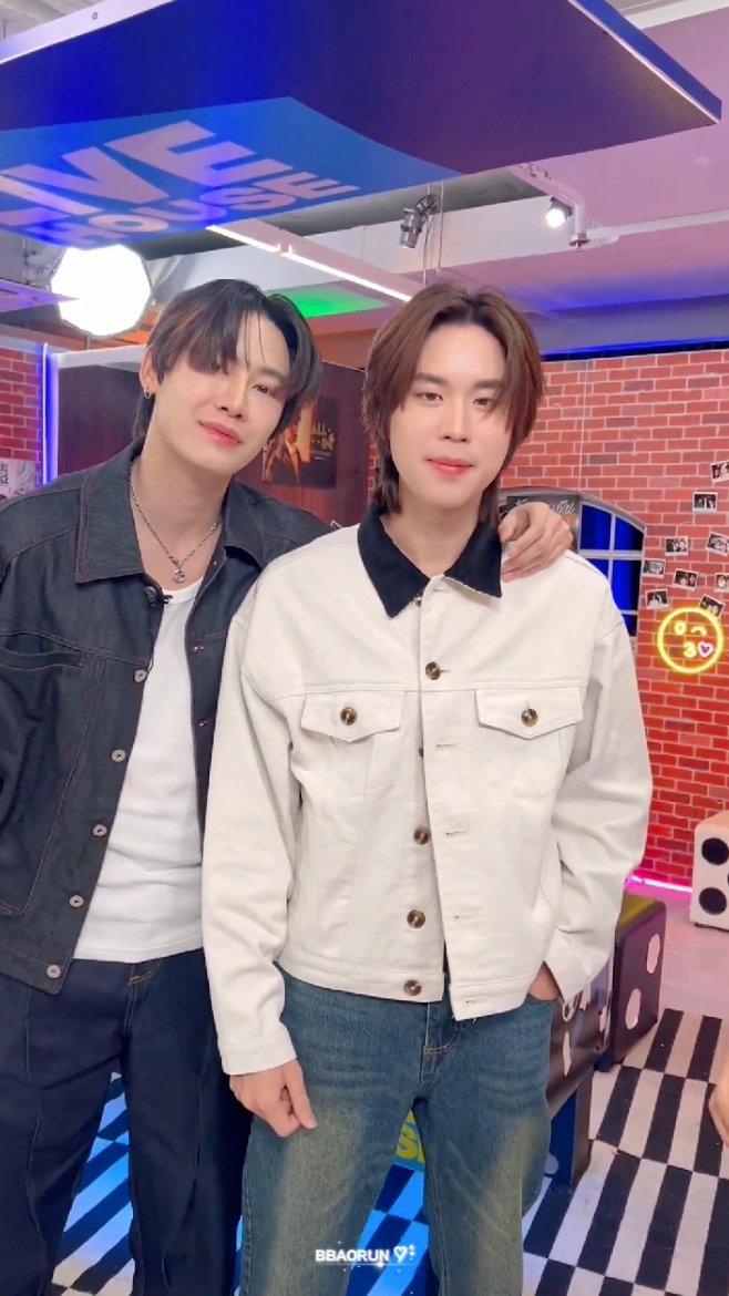BBaorunBa's tweet photo. บุ๋นเปรมน่ารัก waaaaa นุบนิบหัวจัยย 🎀😭

BOUNPREM PAODY X LH
#GMMTVLiveHouse 

— ♡⁠˖⁠꒰⁠ #บุ๋นเปรม #BounPrem ꒱ •⁠ᴗ⁠• https://t.co/nKNWHxUu95