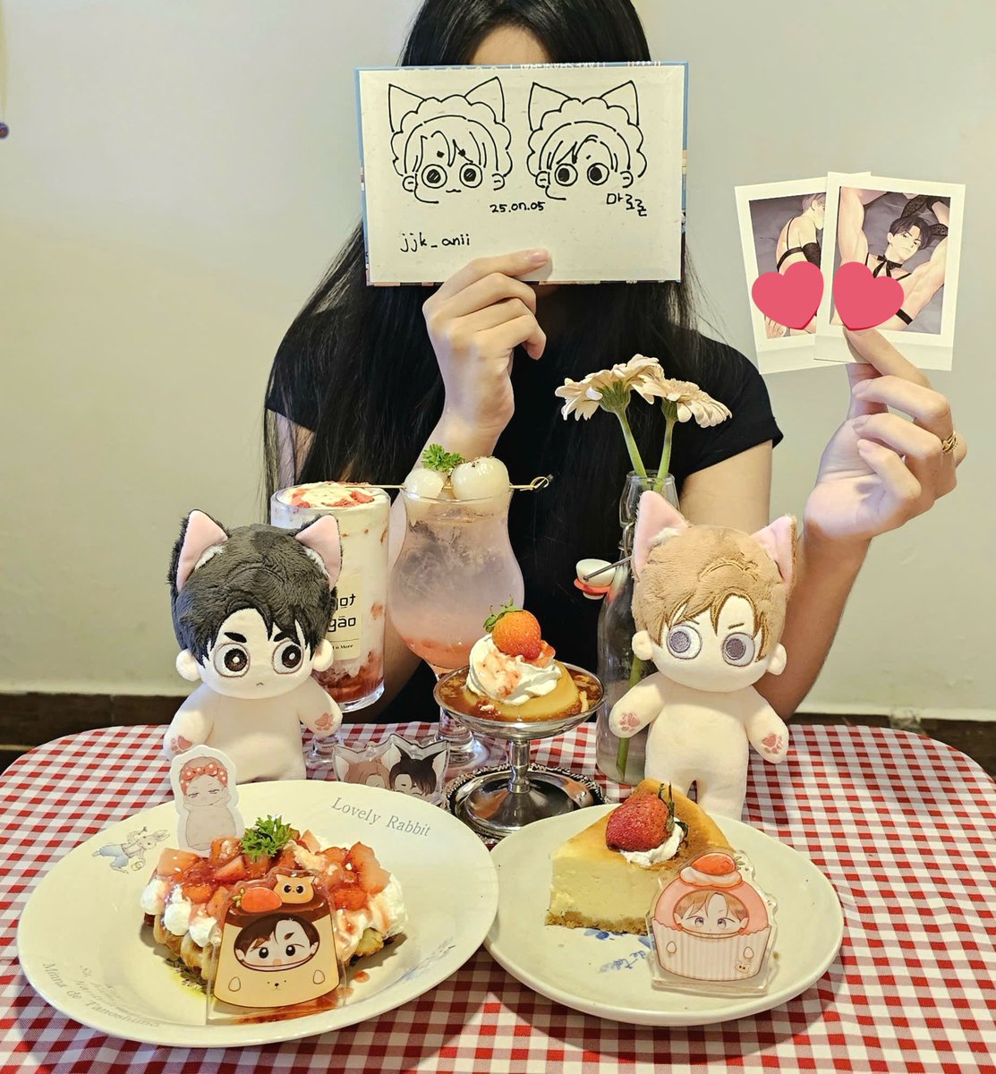 < 생일 축하해 도준아 - 10.01 > 🎉
#HAPPY_도준_DAY
#4주애인  
<a href="/maroronnn/">🔥MRR🔥</a>
.
.
.
일찍 촬영하러 가서 인형 옷이 아직 안 와서 두 애들이 아직 윗옷도 못 입고 있었어 ㅋㅋㅋ