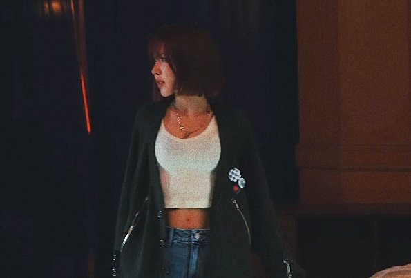 Lizzlesunny's tweet image. this wendy🧎‍♀️