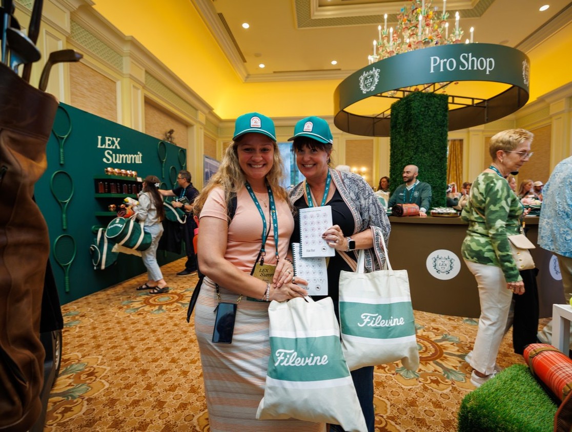 filevine's tweet image. Hit the #LEXSummit2025 Pro Shop ⛳

From exclusive Filevine gear to limited-edition LEX merch, we’ve teed up everything you need to remember this event in style. Swing by before it’s all gone.

#Filevine #LegalTech #ProShop #FilevineFashion #Clothesvine