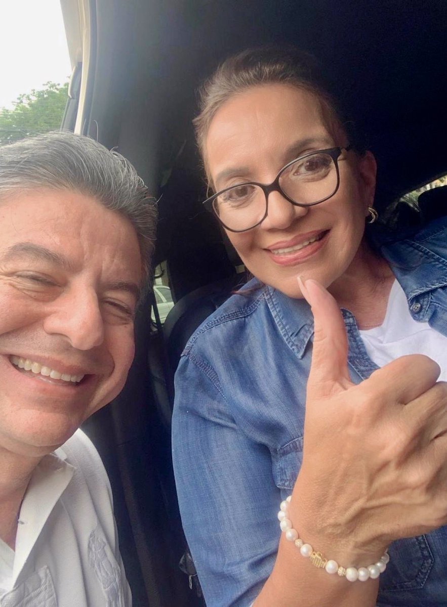 Feliz cumpleaños Jefa que Dios te colme de muchas bendiciones, gracias por Cumplirle a Honduras. Nuestro aprecio, respeto, admiración y cariño Presidenta <a href="/XiomaraCastroZ/">Xiomara Castro de Zelaya</a>