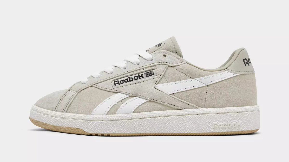 SneakerVisionz's tweet photo. Ad: On Sale For $20 
Women's Reebok Club C Grounds UK Light Beige White

FNL: https://t.co/aYxNpUkpzl
JD: https://t.co/RUiTQw4RQ4 https://t.co/AisCq3T1Zg